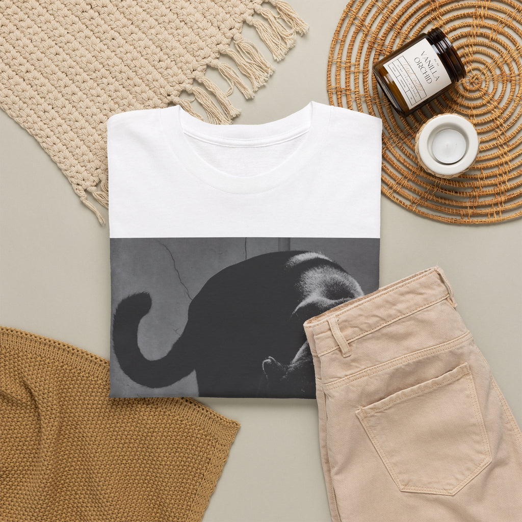 Black Panther Photo T‑Shirt — Vintage Cat Street Photography Tee
