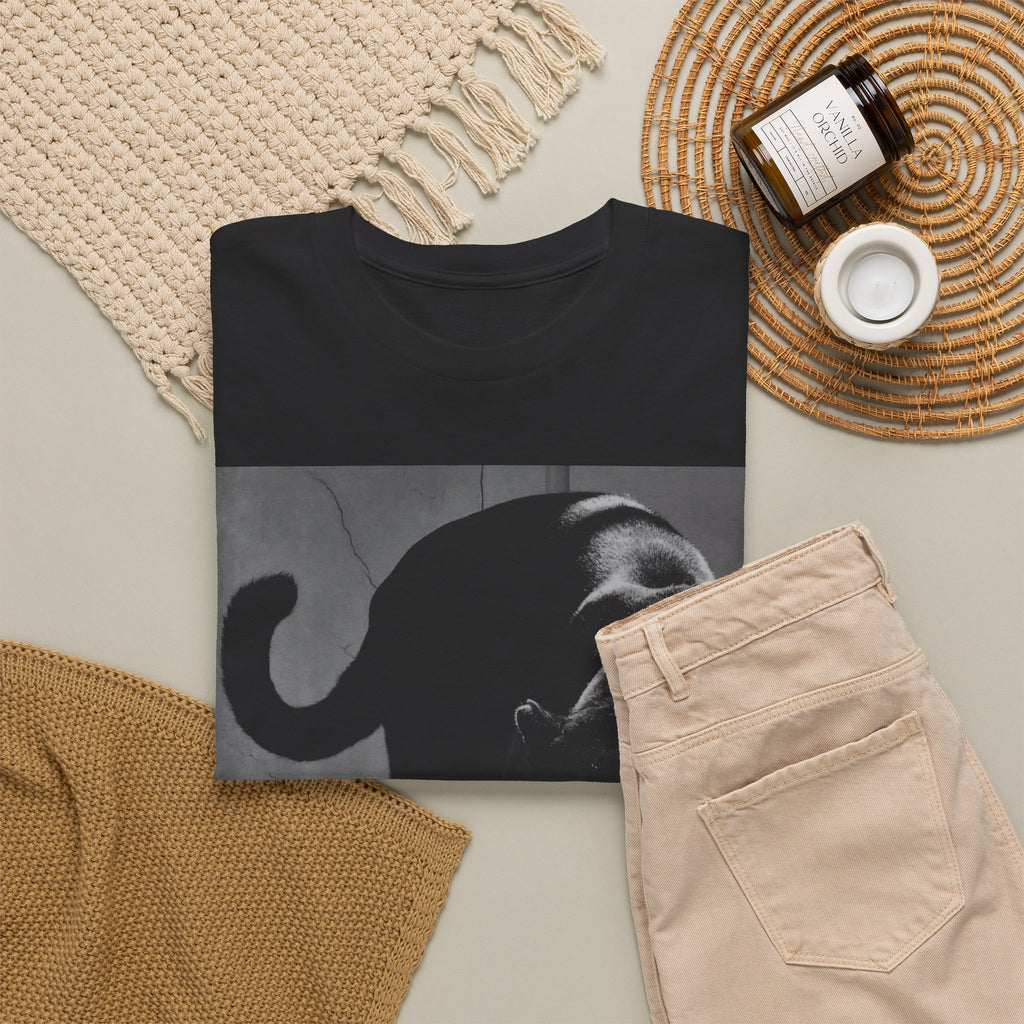 Black Panther Photo T‑Shirt — Vintage Cat Street Photography Tee
