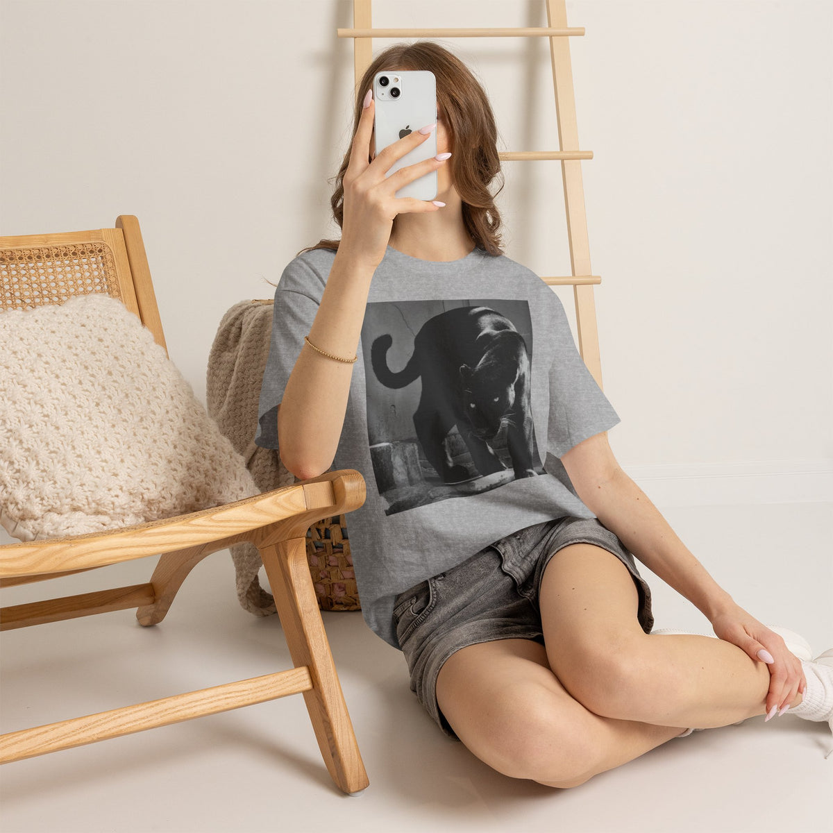 Black Panther Photo T‑Shirt — Vintage Cat Street Photography Tee