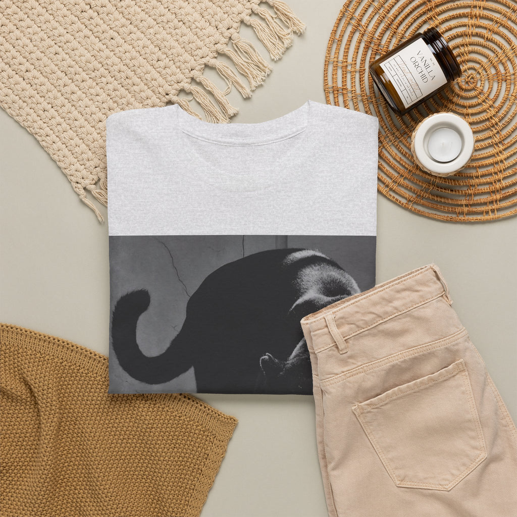 Black Panther Photo T‑Shirt — Vintage Cat Street Photography Tee